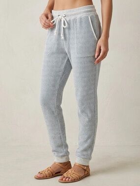 Faherty Light Gray Herringbone Knit Joggers